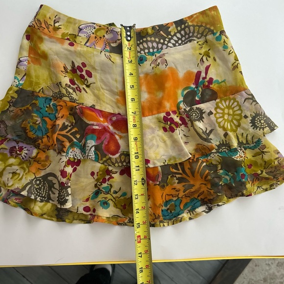 ETRO Milano 100% Silk Tiered Mini Skirt Floral Print Made in Italy IT 42 Luxury - Picture 8 of 8